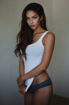 Christen Harper XjkE2ElQ_t