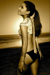 Ariana Grande D4vCyANv_t