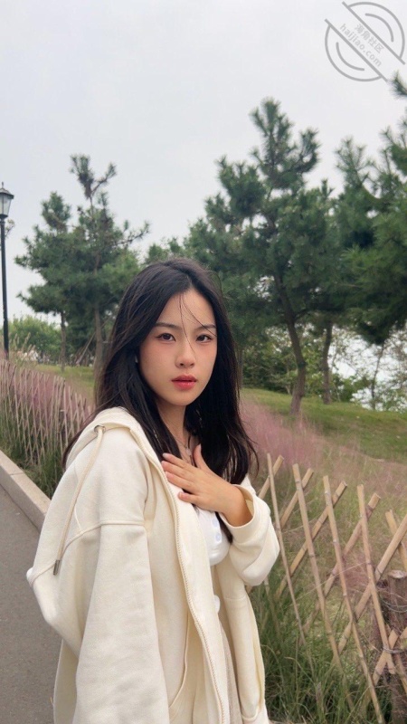 超美顏值的女同事被我拿下胸超大替我口着雞巴超滿足-6296800 - 萝莉岛破处社区🔞