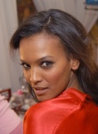 Liya Kebede WYi3mgAT_t