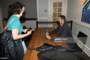 2022/06/09 - David Duchovny discusses The Reservoir at Town Hall Buz7VRtn_t