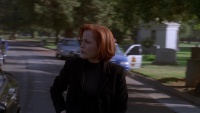 Gillian Anderson - The X-Files S07E04: Millennium 1999, 40x