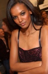 Liya Kebede T4wzm0j4_t