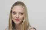 Amanda Seyfried - Page 3 SzvIWrwl_t