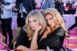 Stella Maxwell  5ObNcHTh_t