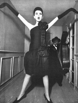 US Vogue September 15, 1960 : Isabella Albonico by Tom Palumbo | the ...