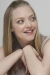 Amanda Seyfried - Page 3 9eyeu0qj_t