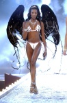 Naomi Campbell BJSmtu2P_t