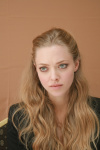 Amanda Seyfried - Page 4 YSzALMtf_t