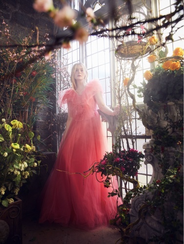 Léa Seydoux UK Harper's Bazaar May 2020 - theFashionSpot