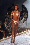 Naomi Campbell HXXsUqbB_t