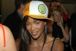 Naomi Campbell QdlrVO1P_t