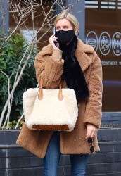 Nicky Hilton - looks stylish and bundled up while shopping in Manhattan's West Village area in New York City, 01/05/2021