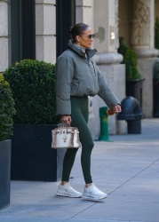 Jennifer Lopez - Leaving her apartment in New York 04/16/2024
