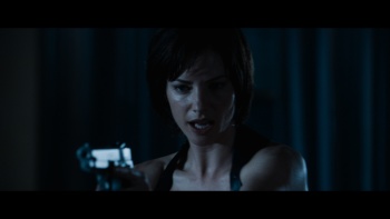  Resident Evil: Apocalypse 2004 2in1 2160p USA UHD Blu-ray DV HDR HEVC TrueHD 7.1 Atmos-sprs screenshots