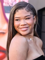 Storm Reid - Page 3 JJCDjiwr_t