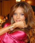 Miranda Kerr XV7Cill2_t