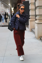 Katie Holmes - Out in New York City 01/04/2023