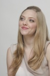 Amanda Seyfried - Page 3 NyJPcfMq_t