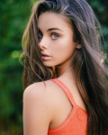 Meika Woollard OpH4ZXxG_t