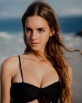 Emily Feld OQwep86D_t