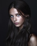 Meika Woollard GNuKEV51_t