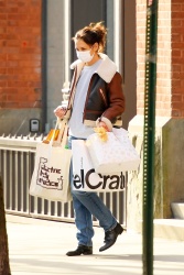 Katie Holmes - Shopping in NYC 12/23/2020