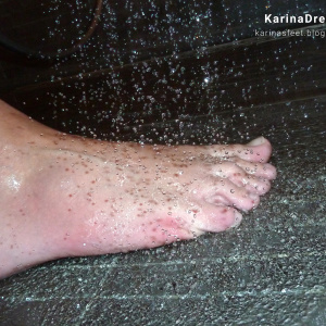 Foot model Karina naked bare feet under the shower Foot model Karina shows here bare feet naked under the shower, female foot fetish pictures at Karina's Foot Blog