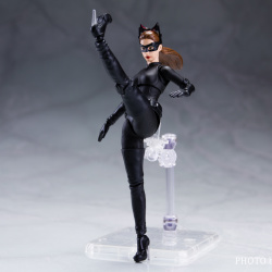 Catwoman - Batman The Dark Knigh rises - SH Figuarts (Bandai) B3N8O0MX_t