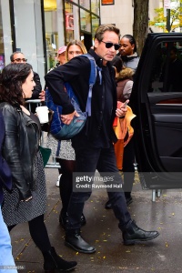 2023/11/01 - David Duchovny is seen in New York City CFqzLhRw_t