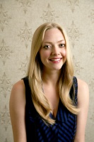 Amanda Seyfried JLZ7iMWQ_t