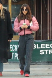 Emily Ratajkowski - Picks up coffee in New York December 6, 2023