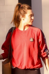 Elizabeth Olsen - Leaving a pilates class in Los Angeles December 2, 2023