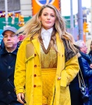 Blake Lively SclLgtqT_t