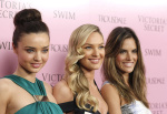 Victoria's Secret Events WlrIU3gX_t