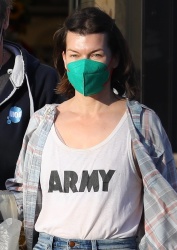 Milla Jovovich - Gets some help grocery shopping with her husband and a family member in Los Feliz, November 22, 2021