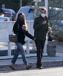 Jordana Brewster - steps out with her boyfriend for a morning coffee in Los Angeles, California | 12/08/2020