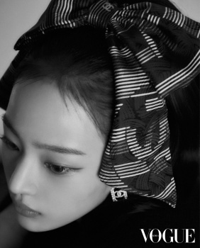 Korean Magazine Vogue Korea August 2023 [Cover: Jun Ji-hyun] (VOGU2308) 