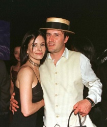 Courteney Cox - See Thru dress @ the 1998 MTV Movie Awards - 5 30 1998 My8YtQ52_t