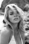 Charlotte McKinney - Page 4 2NusW6Au_t