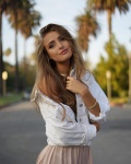 Anna Von Klinski BLbZP5wg_t