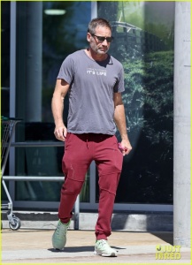 2022/08/17 - David out and about in Los Angeles Cx72CI9s_t