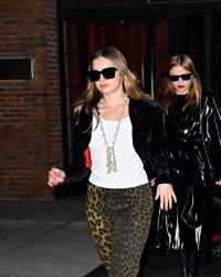 Addison Rae - Leaving her hotel in New York February 21, 2024
