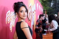Becky G - Page 6 GqVZoICE_t