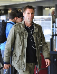 Aaron Eckhart - At LAX Airport in Los Angeles - April 4, 2011