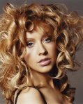 Christina Aguilera TQrVP7zC_t