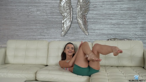 Nubiles.25.03.18.Ohana.Petite.Pussy.On.Fire.XXX.1080p.MP4-WRB