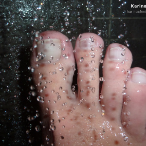 Foot model Karina naked bare feet under the shower Foot model Karina shows here bare feet naked under the shower, female foot fetish pictures at Karina's Foot Blog