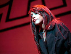 Aaliyah - performing at JAMN 94.5 Super Jam Concert, 1997