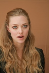 Amanda Seyfried - Page 4 5JDfVdKV_t